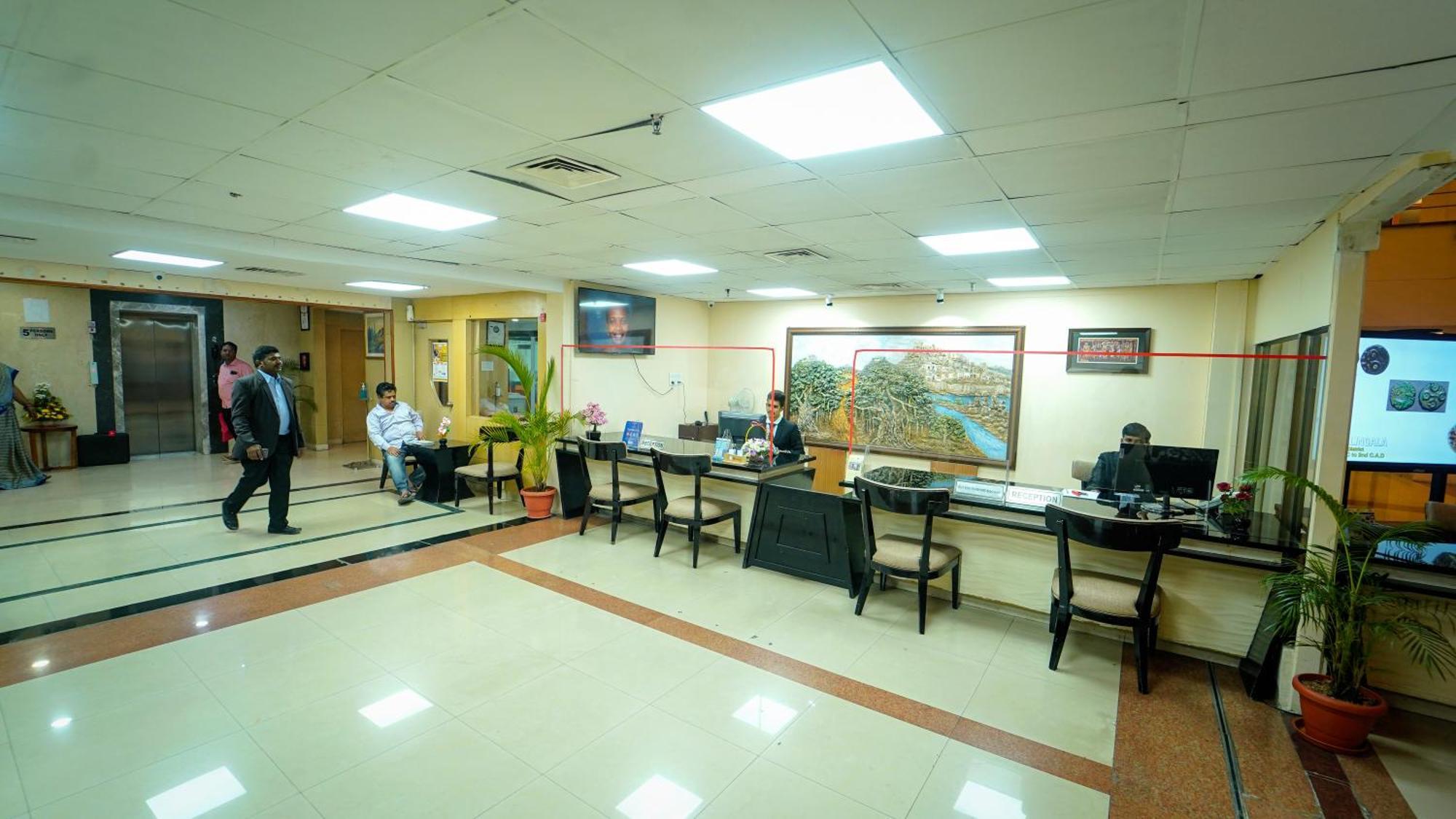 Hotel The Plaza Hyderabad Esterno foto