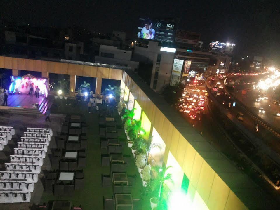 Hotel The Plaza Hyderabad Esterno foto